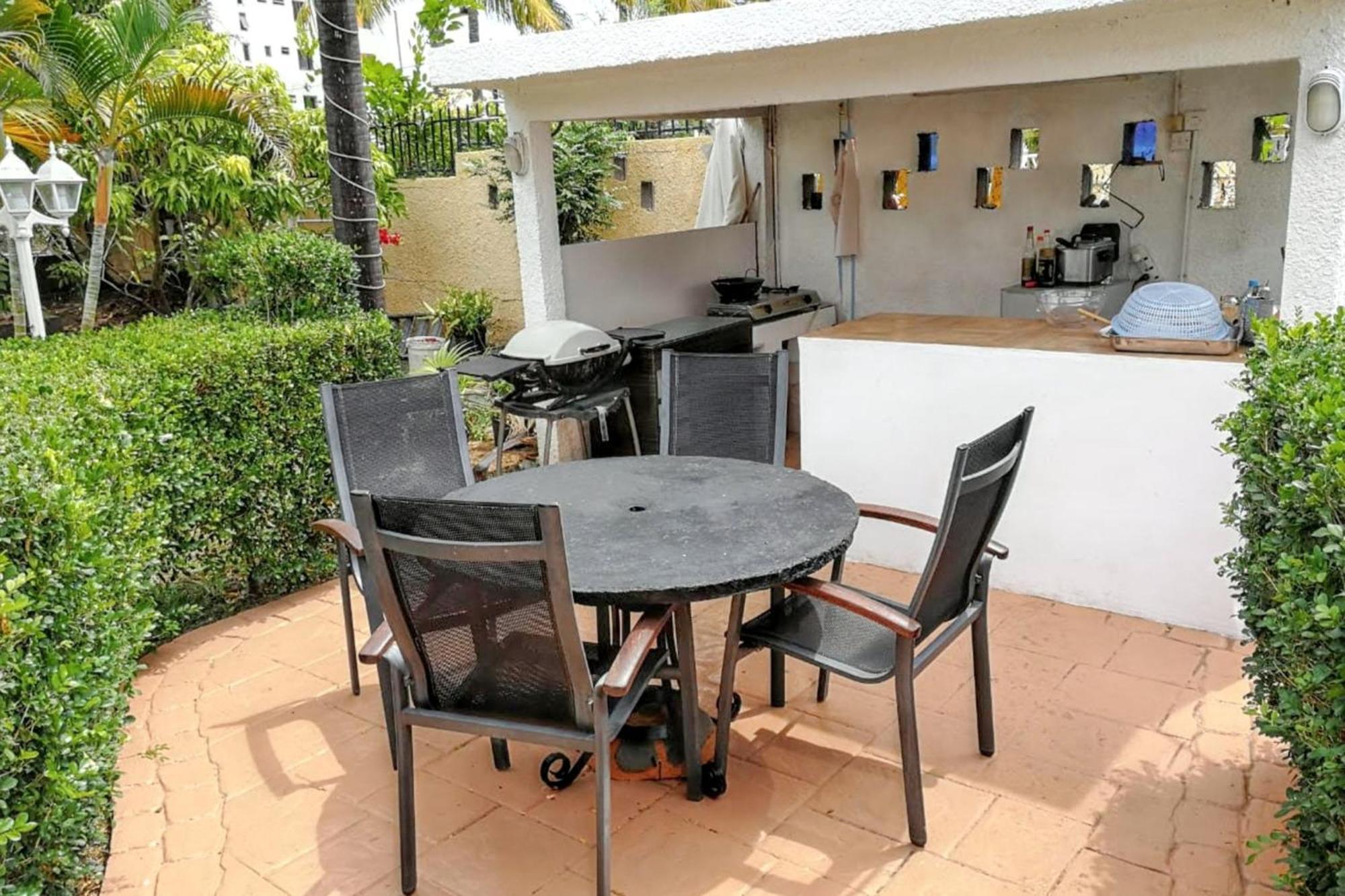 Charming Studio In Flic En Flac With Enclosed Garden 25M² ภายนอก รูปภาพ